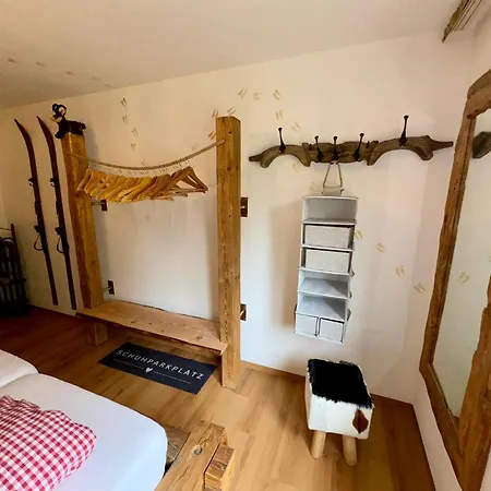 Zur Gluecklichen Gams - Mit Huettenvibes In Fuer 1-8 Gaeste