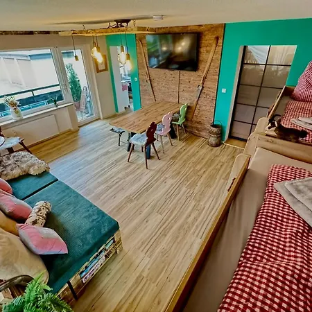 Apartment Zur Gluecklichen Gams - Mit Huettenvibes In Fuer 1-8 Gaeste Oberstdorf